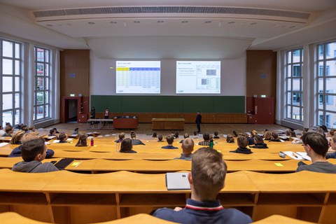Eröffnung Projektwoche Hörsaal