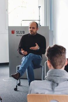 Alexander Lasch bei der Podiumsdikussion