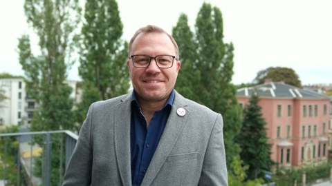 Prof. Mauder