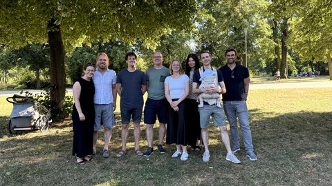 Die Alumni des zweiten Graduiertenkollegs beim Treffen im Großen Garten.