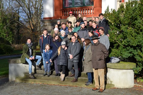 Foto zeigt ein Gruppenbild von den Teilnehmern des Pflegeeinsatzes in Thammenhain.