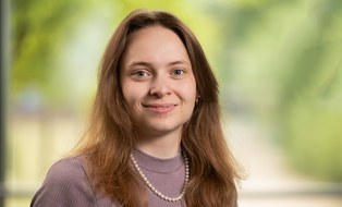 Portraitfoto Clarissa Ziepel