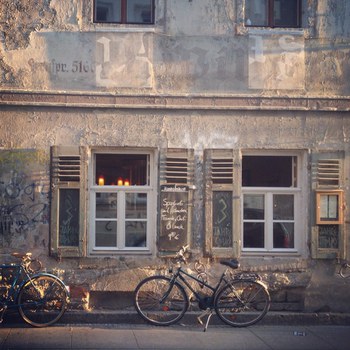 Das Foto zeigt die Ansicht eines Hauses (das Lokal Raskolnikoff) in der Äußeren Neustadt.
