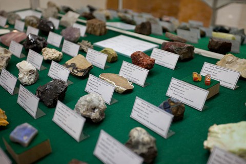 Quarzvarietäten und Opal (2)