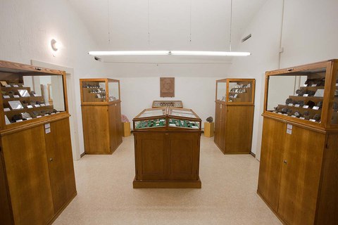 Mineralogie Raum 1 (1)