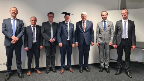 Prof. Dr.-Ing. Richard Stroetmann, Prof. Dr.-Ing. Frohmut Wellner, Prof. Dr.-Ing. Detlef Heck, Dipl.-Ing. (FH) Norbert Zeglin, M.Sc., Prof. Dr.-Ing. Rainer Schach, Prof. Dr.-Ing. Marco Wach, Prof. Dr.-Ing. Jens Otto (v.l.n.r.)