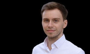 Foto zeigt ein Portrait von Florian Fürll