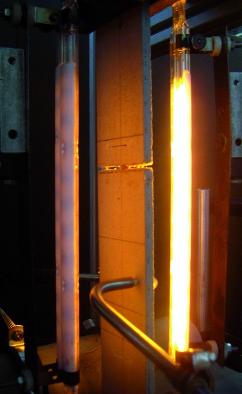 Textile pull-out tests under temperature load