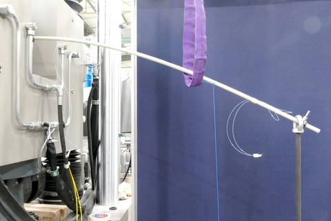 Bending test of FRP bars with FOS