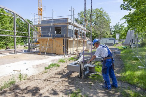 Foto zeigt IMporessionen vom Bau des Carbonbetonhauses CUBE in Dresden