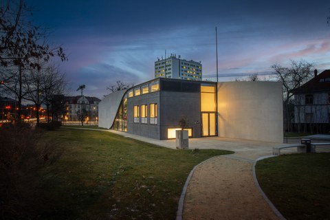Foto zeigt IMporessionen vom Bau des Carbonbetonhauses CUBE in Dresden