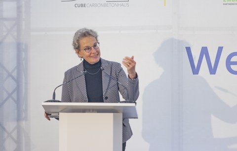 Foto zeigt IMporessionen vom Bau des Carbonbetonhauses CUBE in Dresden