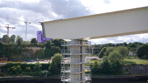 Neue Wear Brücke