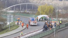 Impressionen Belastungstest Elbbrücke Bad Schandau im April 2025