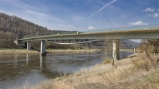 Impressionen Belastungstest Elbbrücke Bad Schandau im April 2025