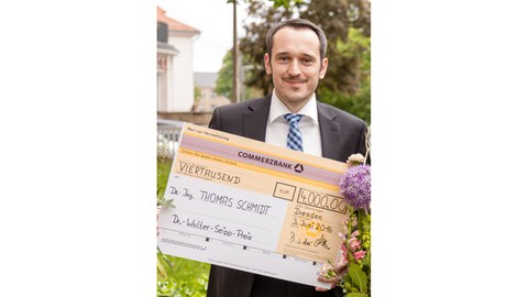 Dr.-Ing. Schmidt erhält Dr.-Walter-Seipp-Preis 2015