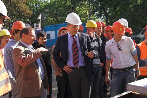 Professor Stroetmann im Gespräch