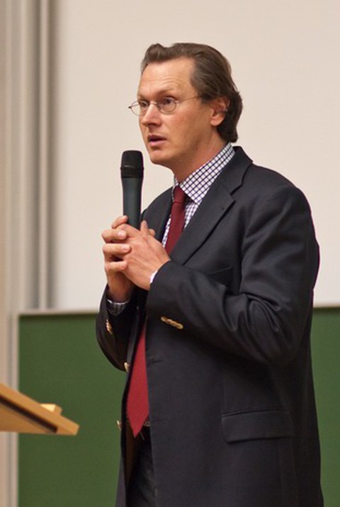 Dr.-Ing. Bernard Hauke