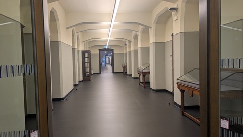 Beyer-Bau innen