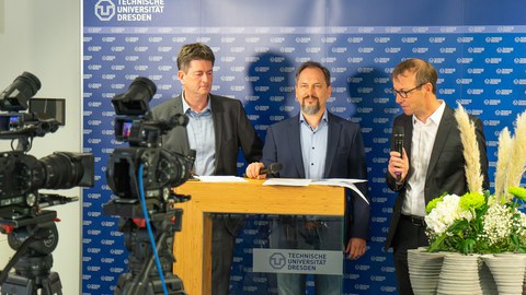 Veranstalter vor der Kamera