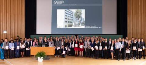 Gruppenbild der Absolventen