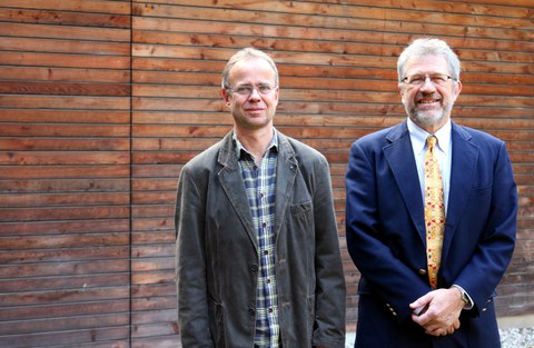 Professor McDowell is Senior Fellow at the Faculty of Environmental Sciences