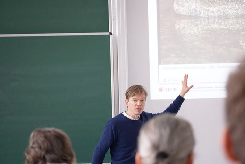 Herr Würzner bei seiner Präsentation
