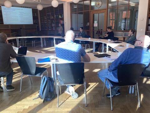 Referentin im Seminarraum