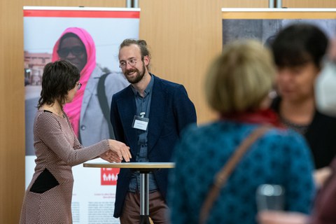 Netzwerken im Festsaal zum UN Tag 2022