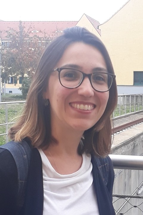 Ms Camila do Prado Gonçalves Santos
