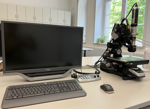 Keyence VHX-X1F digital microscope