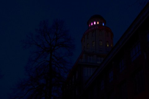 Ernemannturm bei Nacht