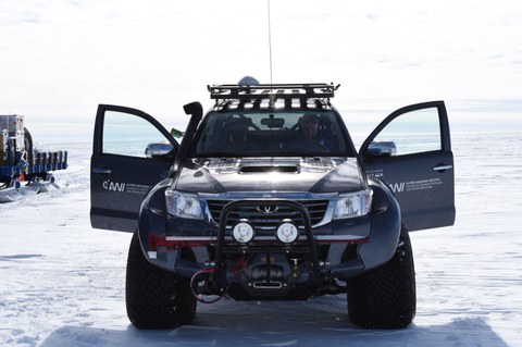Modifizierter Toyota Hilux zum Einsatz in Polargebieten