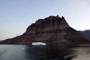 das sogenannte Teufelsschloss im Kejser Franz Joseph Fjord 