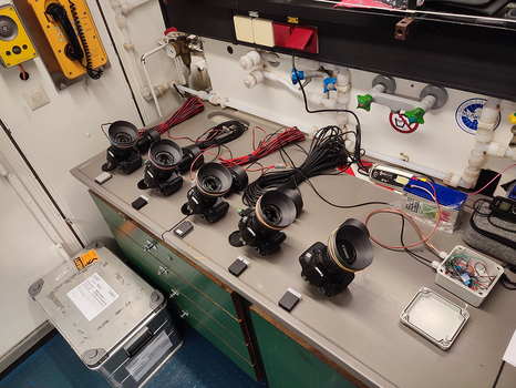 Camera-equipment