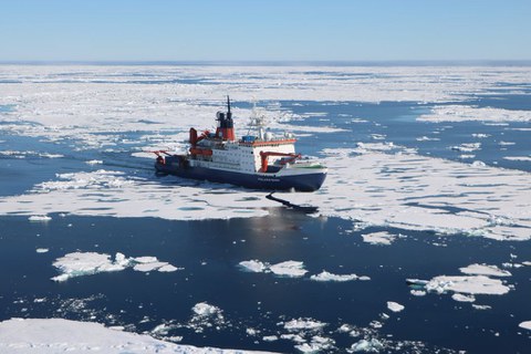 Anflug auf Polarstern