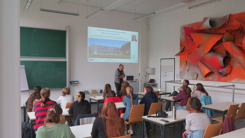 https://de.487888.xyz/studium/im-studium/beratung-und-service/servicecenterstudium/service-fuer-schulen