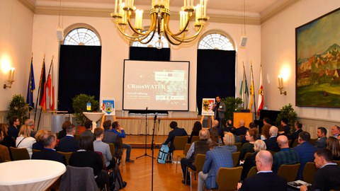 Auftaktveranstaltung des EU-Projektes CRossWATER im großen Sitzungssaal des Rathauses Görlitz