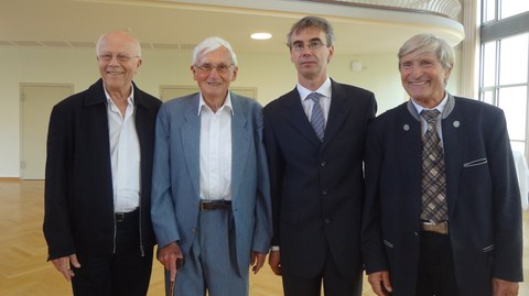 Shamir, Dyck, Schütze, Schmitz