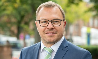 Prof. Dr. M. Mauder