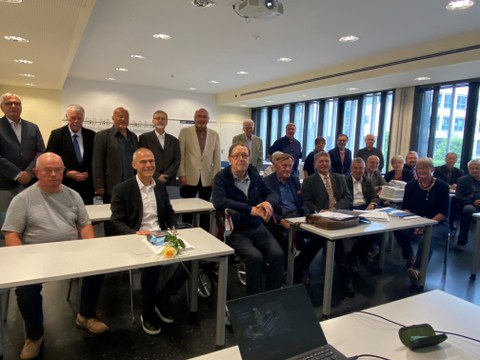 Absolventen der Fachstudienrichtung Wasserwirtschaft/Wasserbau