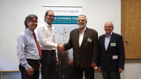Congratulation to the award recipient Mr. Jelle-Daniel Haalboom (2nd from left)