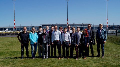 Gruppenfoto Exkursion BER