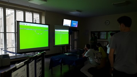 Experimente im Foyer vom Potthoff-Bau
