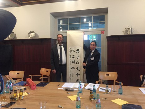 Prof. Krauthäuser und Prof. Shi