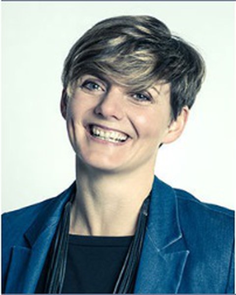 Porträtfoto Karen Rauschenbach