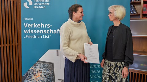 Urkundenübergabe Prof. Salander