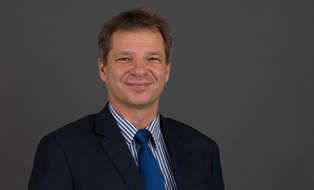 Prof.  Oliver Michler
