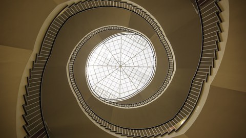 Wendeltreppe im Hülße-Bau