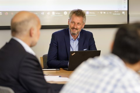 Prof. Kemnitz